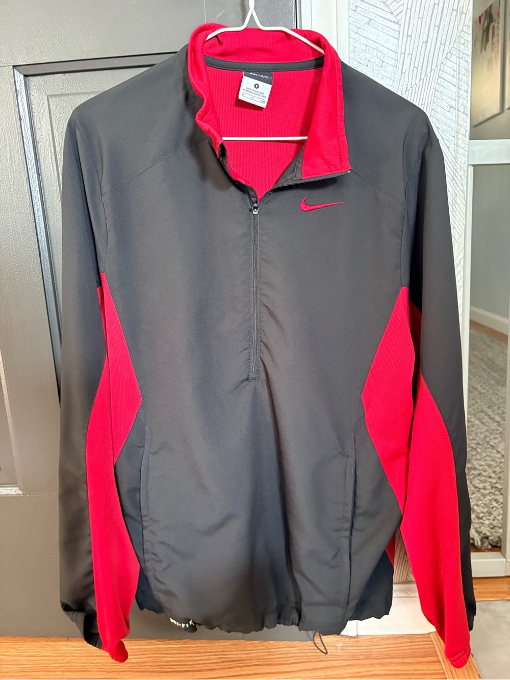 Nike Red and Black Dri-FIT Quarter Zip Pullover men’s small